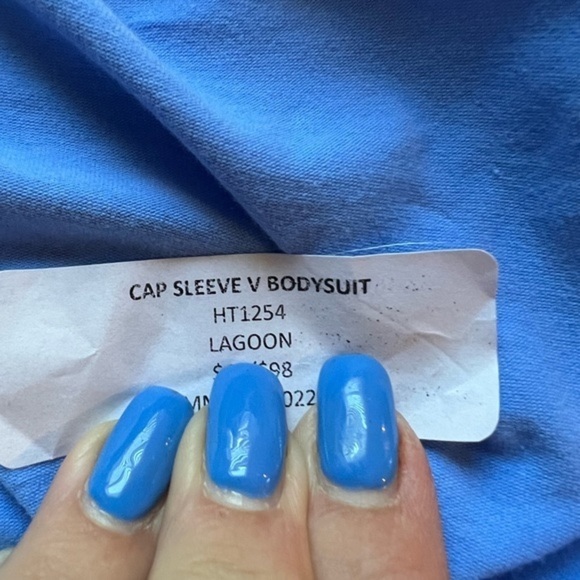 MONROW Thong V Neck Bodysuit Blue Size Small Minimalist Comfy Stretchy NWT - Picture 4 of 6